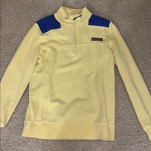 Vineyard vines